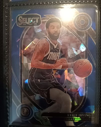 2022-23 Panini Select #26 Kyrie Irving — front