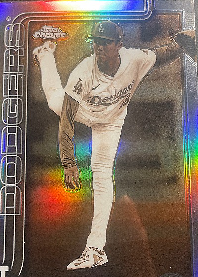 2025 Topps Chrome #179 Los Angeles Dodgers Pitcher — front