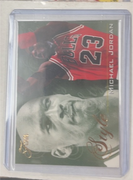 1995-96 Fleer Flair #235 Michael Jordan Style — front