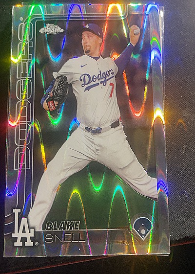 2025 Topps Chrome #7 Blake Snell — front