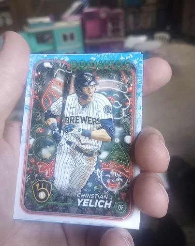 2024 Topps Holiday #H140 Christian Yelich Milwaukee Brewers — front