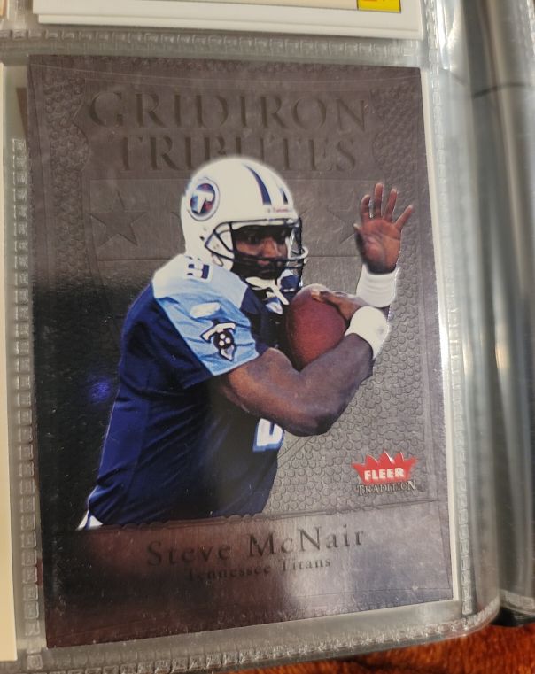 2004 Fleer Tradition Gridiron Tributes #1GT Steve McNair — front