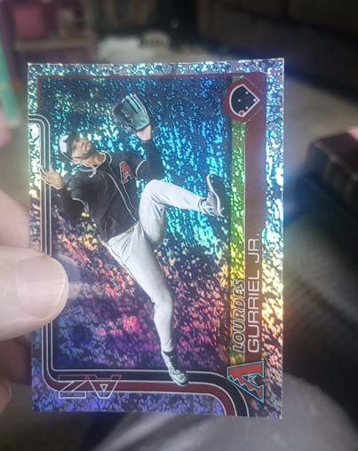2025 Topps Series 1 #136 Lourdes Gurriel Jr. — front