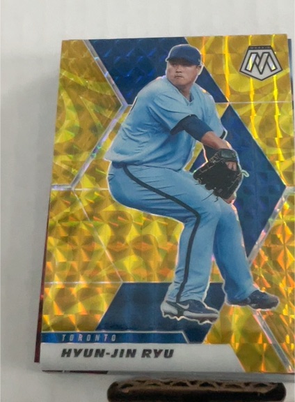 2021 Panini Mosaic #178 Hyun-Jin Ryu — front