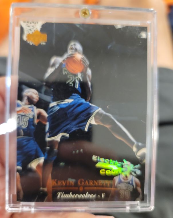 1995-96 Upper Deck #273 Kevin Garnett — front