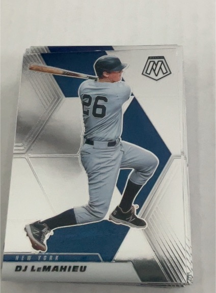 2021 Panini Mosaic #74 DJ LeMahieu — front