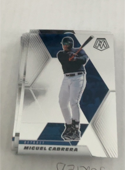 2021 Panini Mosaic #117 Miguel Cabrera — front