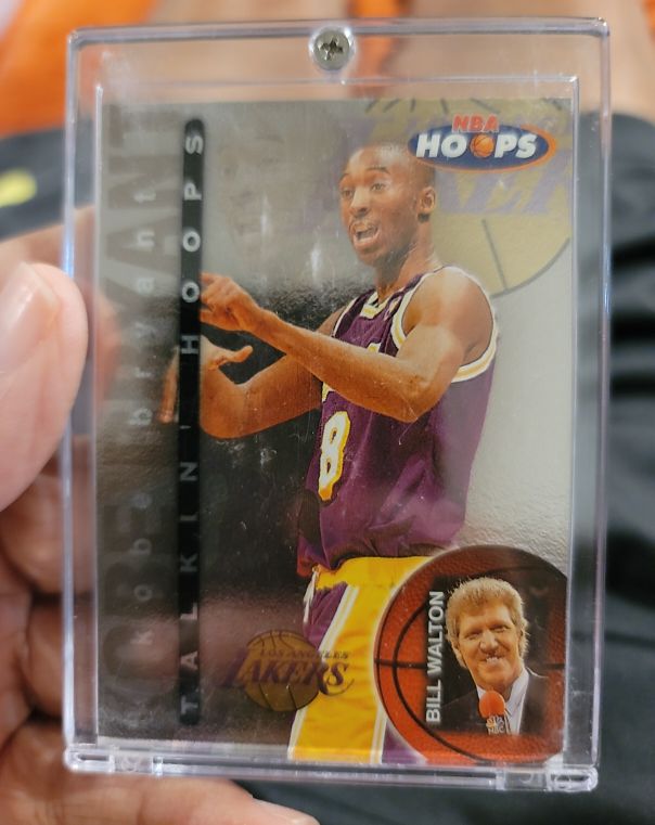 1997-98 NBA Hoops Talkin' Hoops #15 Kobe Bryant — front