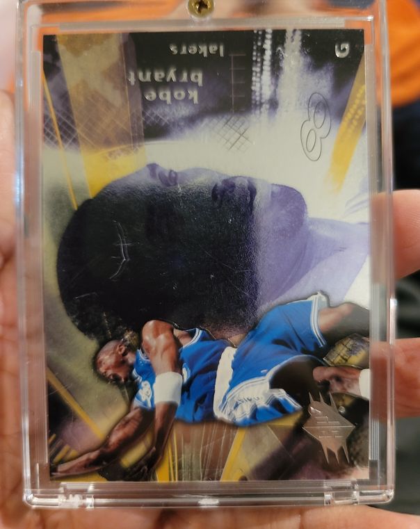 2005 Upper Deck SPX Metallic Holo Foil UD SP Insert Kobe Bryant #37 Lakers HOF — front