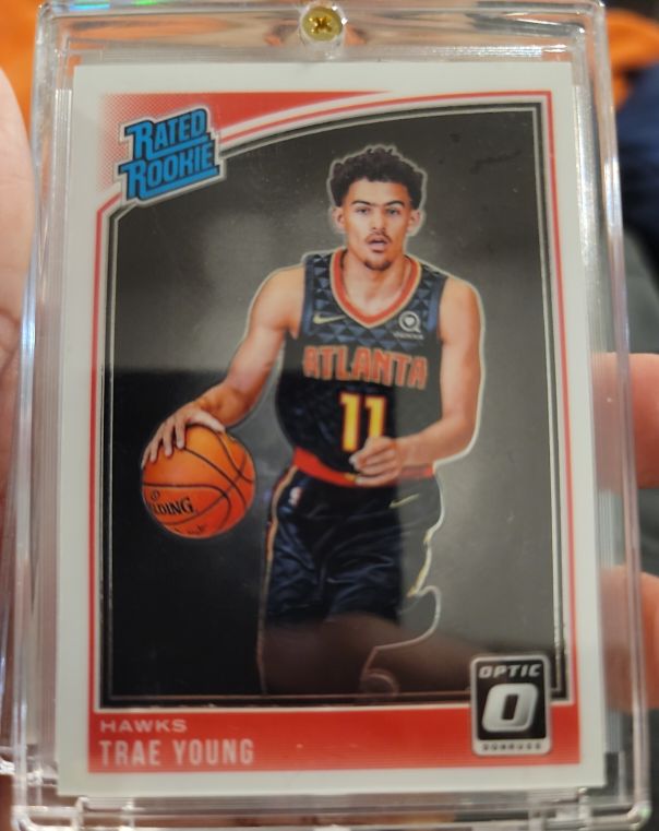 2018-19 Panini Donruss Optic #198 Trae Young — front