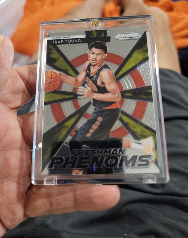 2018-19 Panini Prizm #21 Trae Young Freshman Phenoms — front