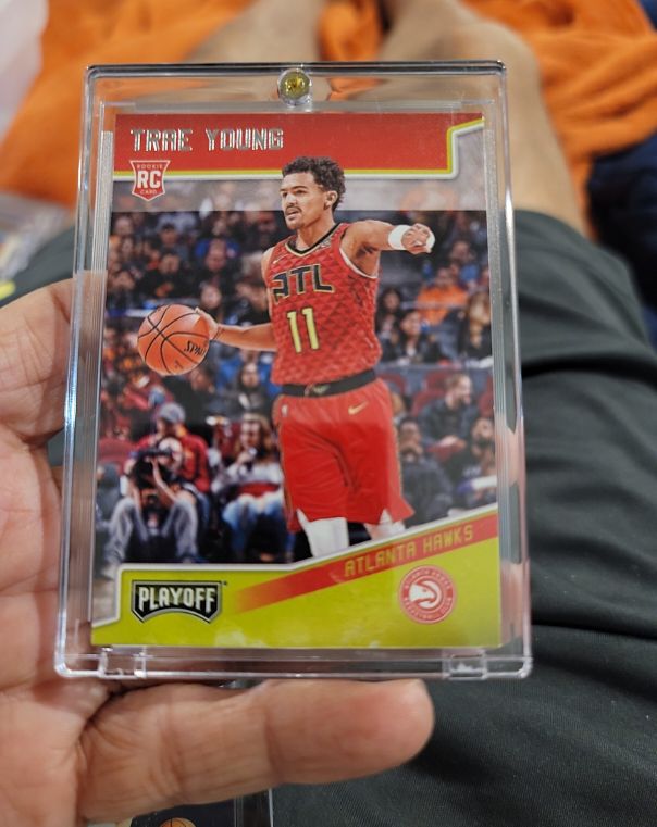 2018-19 Panini Chronicles Playoff #175 Trae Young — front