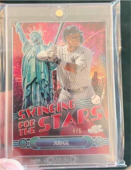 2025 Topps Chrome Swinging for the Stars Aaron Judge — front