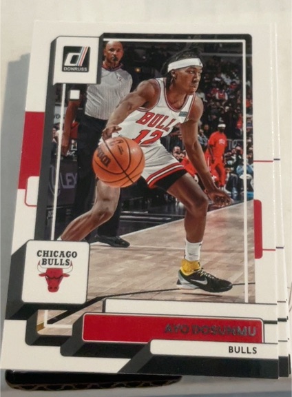 2022-23 Donruss #34 Ayo Dosunmu — front
