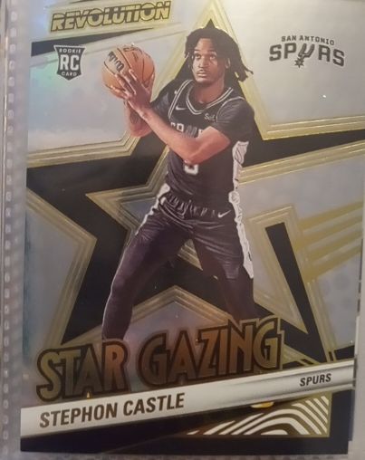 2024-25 Panini Revolution #4 Stephon Castle Star Gazing — front