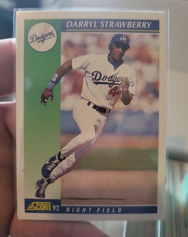 1992 Score #9 Darryl Strawberry — front
