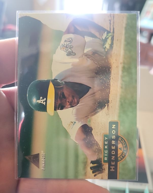 1994 Pinnacle #450 Rickey Henderson — front