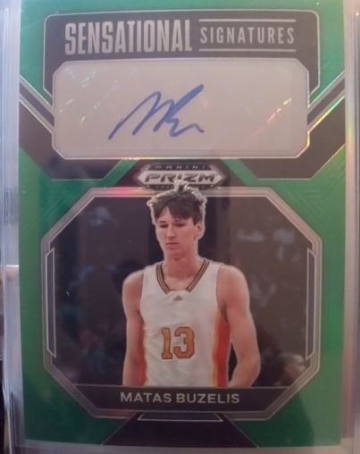2023 Panini Prizm Draft Picks Sensational Signatures #SS-DXD Matas Buzelis — front