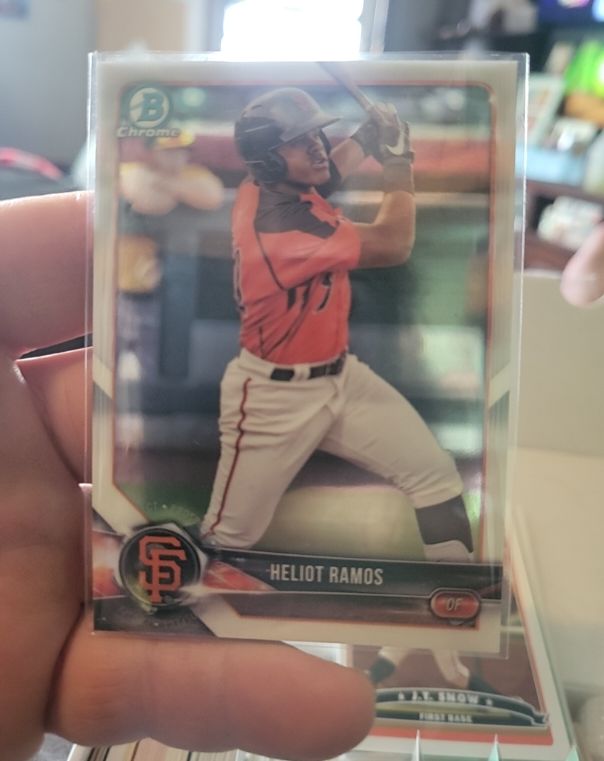 2018 Bowman Chrome #BCP143 Heliot Ramos — front