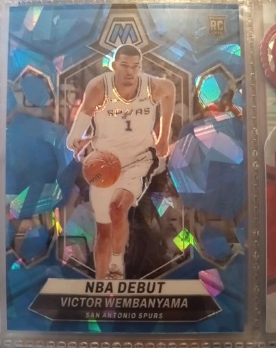 2023-24 Panini Mosaic #257 Victor Wembanyama NBA Debut — front