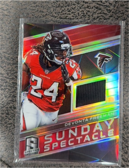 2018 Panini Spectra Sunday Spectacle #31 Devonta Freeman — front