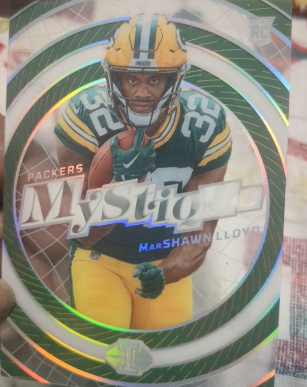 2024 Panini Illusions #28 MarShawn Lloyd Mystique — front