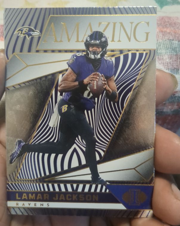 2024 Panini Illusions Amazing #10 Lamar Jackson — front