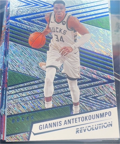 2024-25 Panini Revolution #3 Giannis Antetokounmpo — front