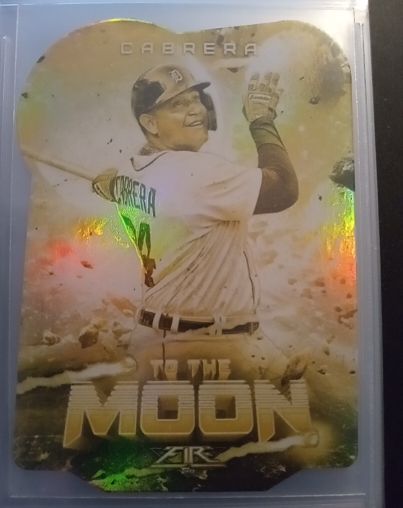 2022 Topps Fire #TTM-25 Miguel Cabrera To The Moon — front