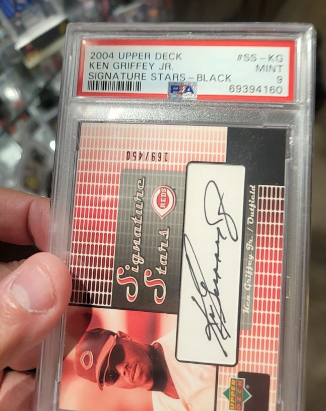 2004 Upper Deck Signature Stars Black #SS-KG Ken Griffey Jr. — front
