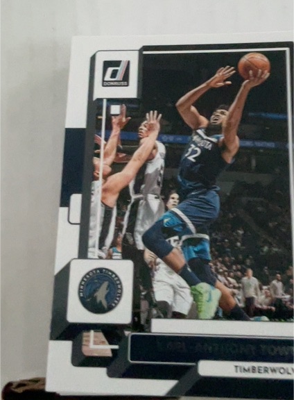 2022-23 Donruss #95 Karl-Anthony Towns Minnesota Timberwolves — front