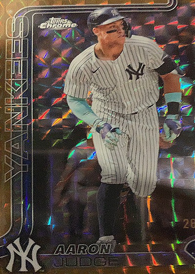 2025 Topps Chrome #300 Aaron Judge — front