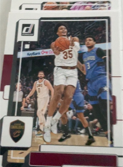 2022-23 Panini Donruss #39 Isaac Okoro — front