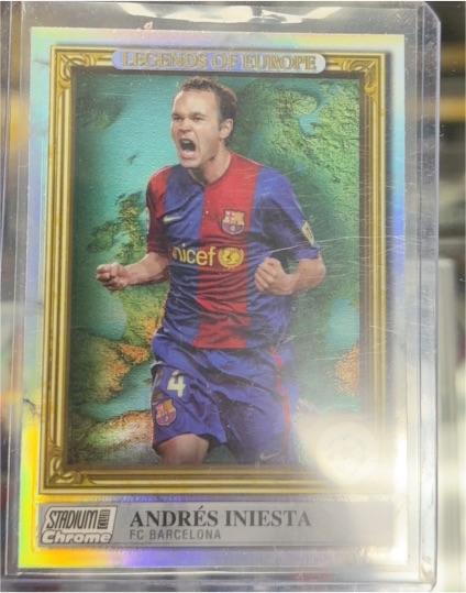 2022-23 Topps Stadium Club Chrome Legends of Europe #Andrés Iniesta — front
