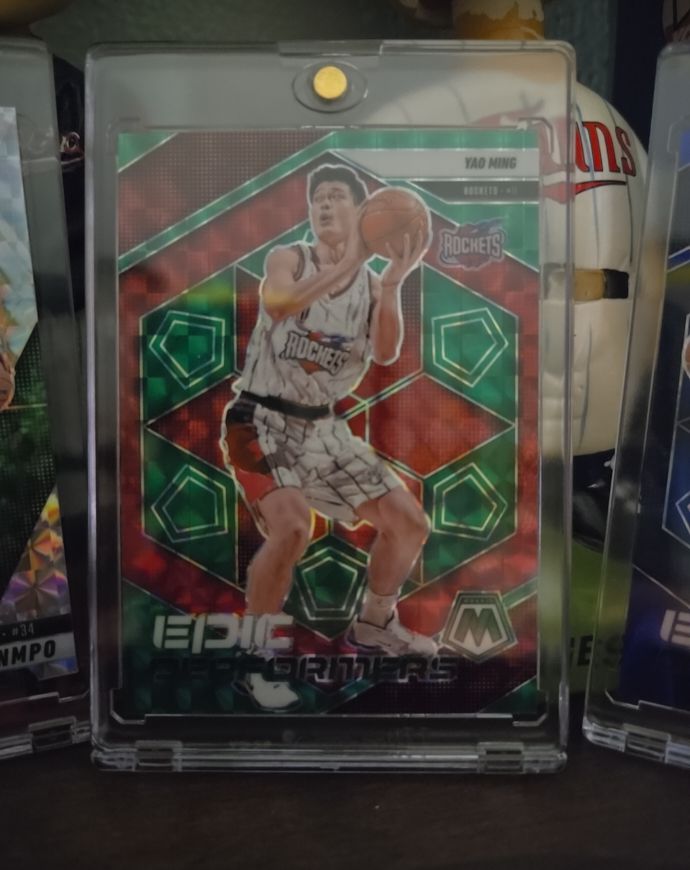 2021 Panini Mosaic Epic Entertainers Yao Ming — front