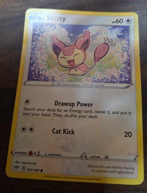 2020 Pokémon Sword & Shield Darkness Ablaze #141 Skitty — front