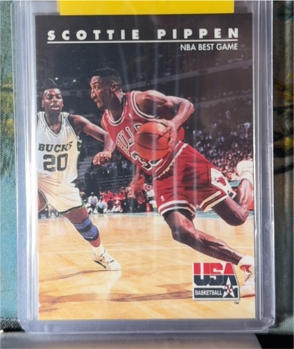1992 SkyBox USA #67 Scottie Pippen — front