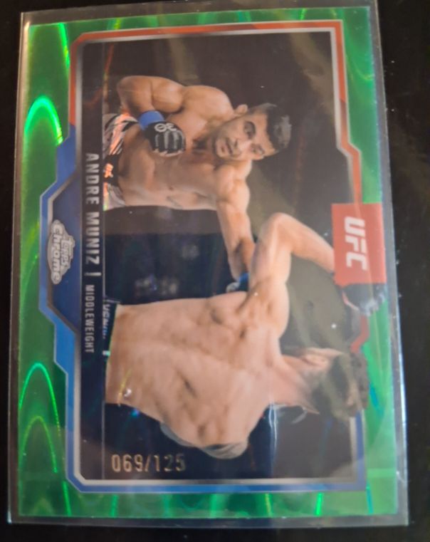 2025 Topps Chrome UFC #69 Andre Muniz — front