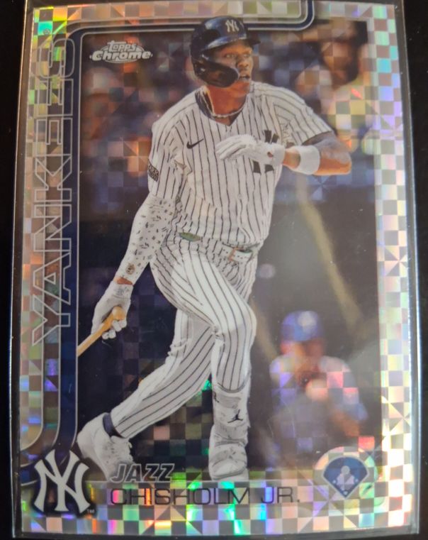 2025 Topps Chrome #185 Jazz Chisholm Jr. — front