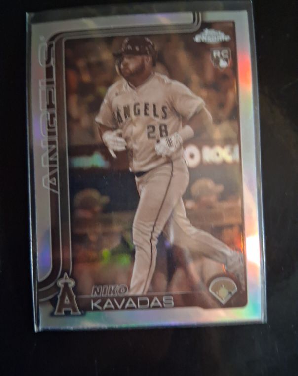 2025 Topps Chrome #20 Niko Kavadas — front