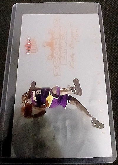 1996 Skybox #1 Kobe Bryant — front