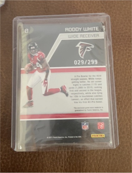 2011 Panini Absolute #8 Roddy White — front