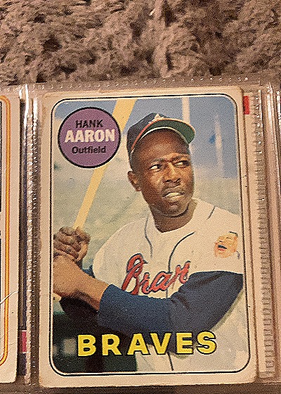 1968 Topps #110 Hank Aaron — front