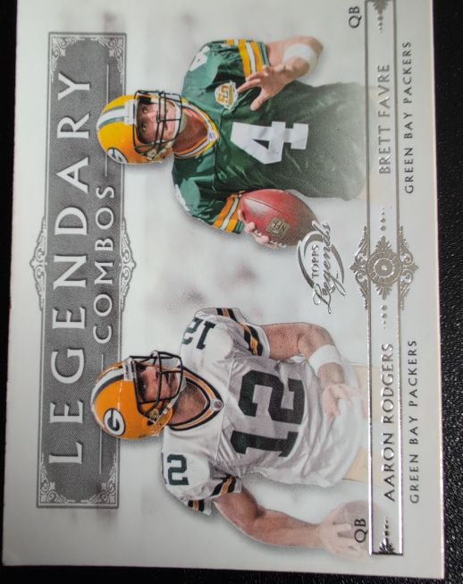 2011 Topps Gridiron Legends #LC-RF Aaron Rodgers / Brett Favre Legendary Combos — front