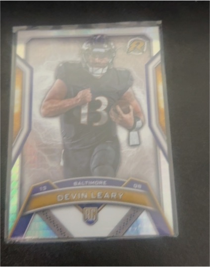 2024 Topps Resurgence #106 Devin Leary — front