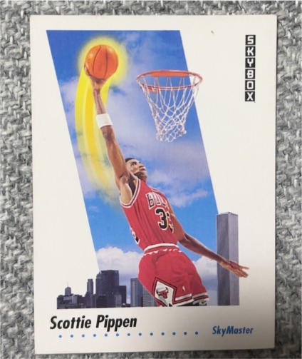 1991-92 SkyBox #586 Scottie Pippen — front