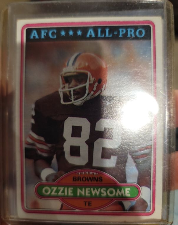 1980 Topps #110 Ozzie Newsome — front