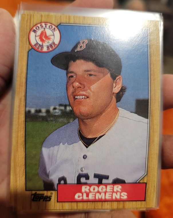 1987 Topps #340 Roger Clemens — front