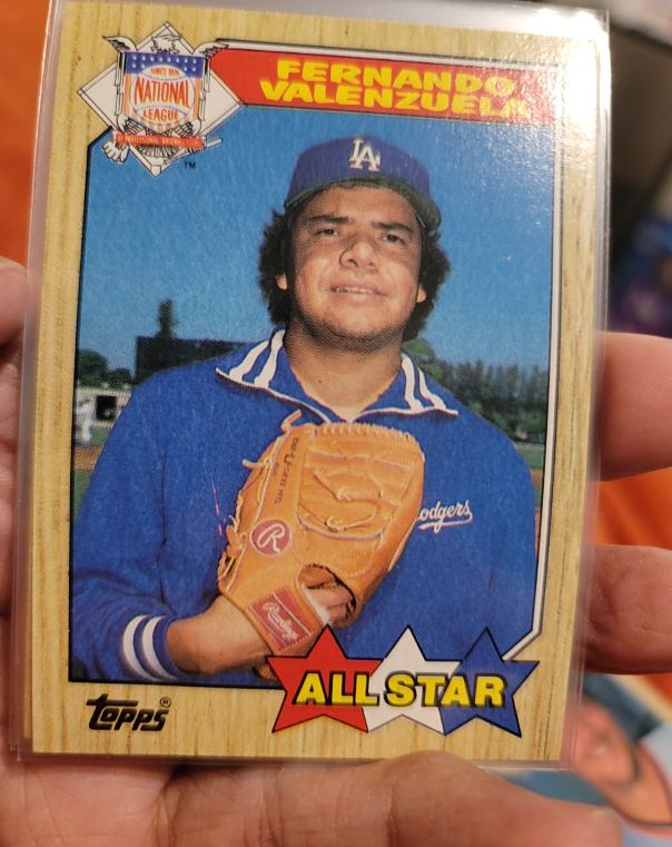 1987 Topps #604 Fernando Valenzuela — front