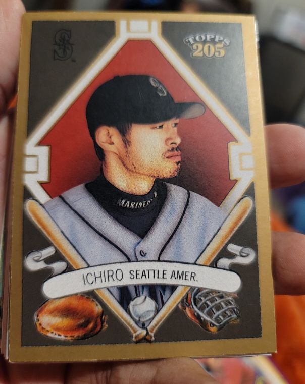 2003 Topps 205 #100b Ichiro Suzuki — front